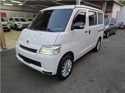 TOWN ACE VAN 5人