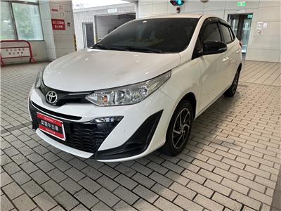 YARIS 1.5
