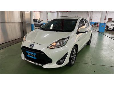 PRIUS C 1.5