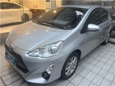 PRIUS C 1.5