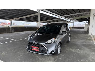 SIENTA 1.8 E