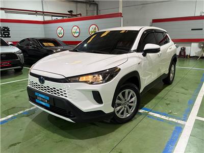 CROSS 1.8 HV