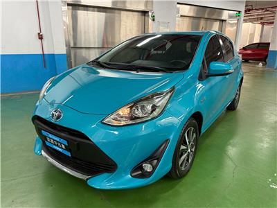 PRIUS C 1.5