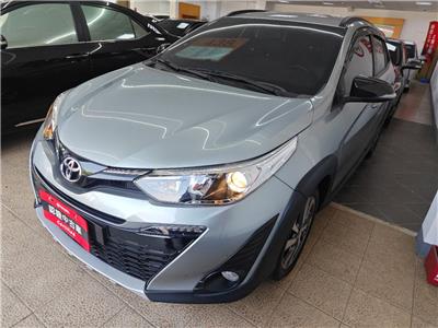 YARIS 1.5CROSSOVER