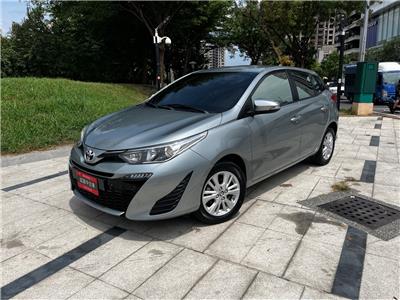 YARIS 1.5