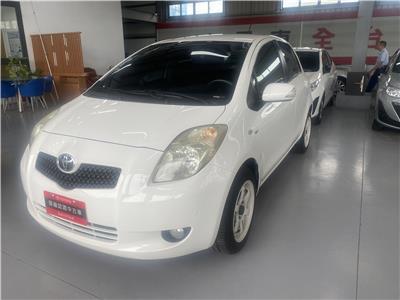 YARIS 1.5
