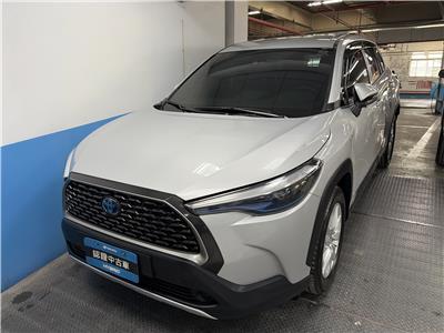 CROSS 1.8 HV