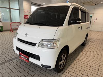 TOWN ACE VAN 5人