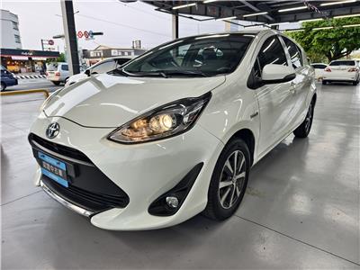 PRIUS C 1.5