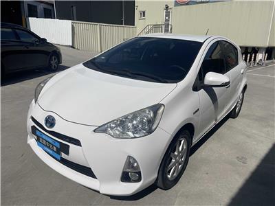 PRIUS C 1.5