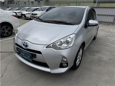 PRIUS C 1.5