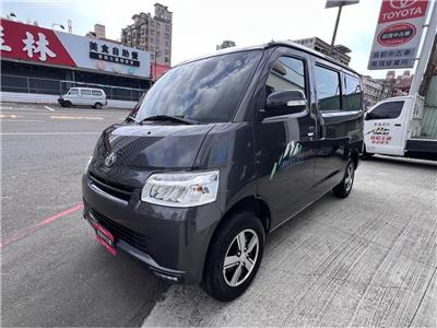 TOWN ACE VAN 5人