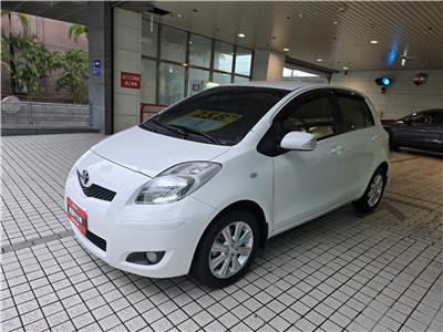 YARIS 1.5