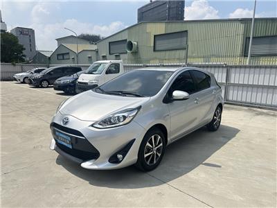PRIUS C 1.5