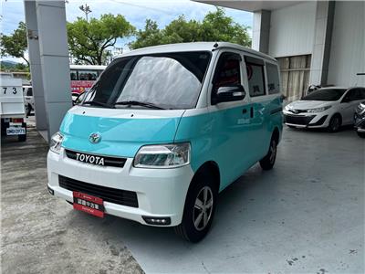TOWN ACE VAN 5人
