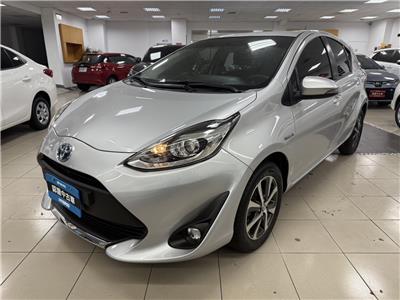 PRIUS C 1.5