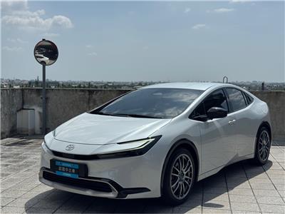 PRIUS 1.8