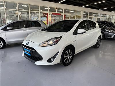 PRIUS C 1.5
