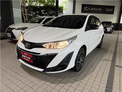 YARIS 1.5