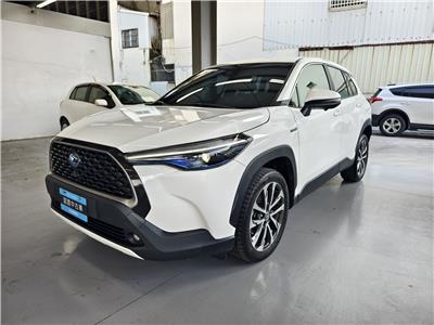 CROSS 1.8 HV