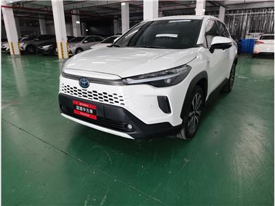 CROSS 1.8 HV