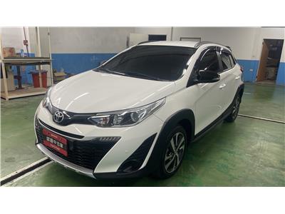 YARIS CROSSOVER 1.5