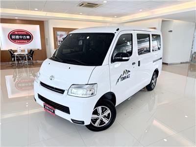TOWN ACE VAN 5人
